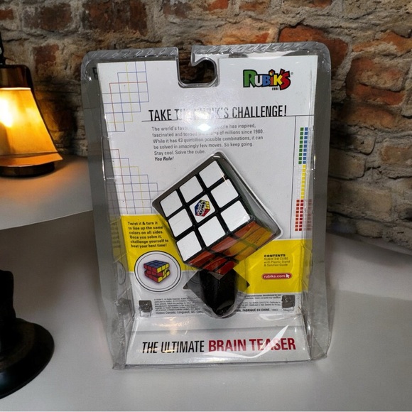 Hasbro Vintage 2010 Rubik’s Cube 30 Years Puzzle with Stand and Solution Guide - Picture 2 of 2